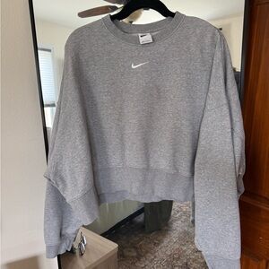 Women’s Nike Gray Cropped Crewneck